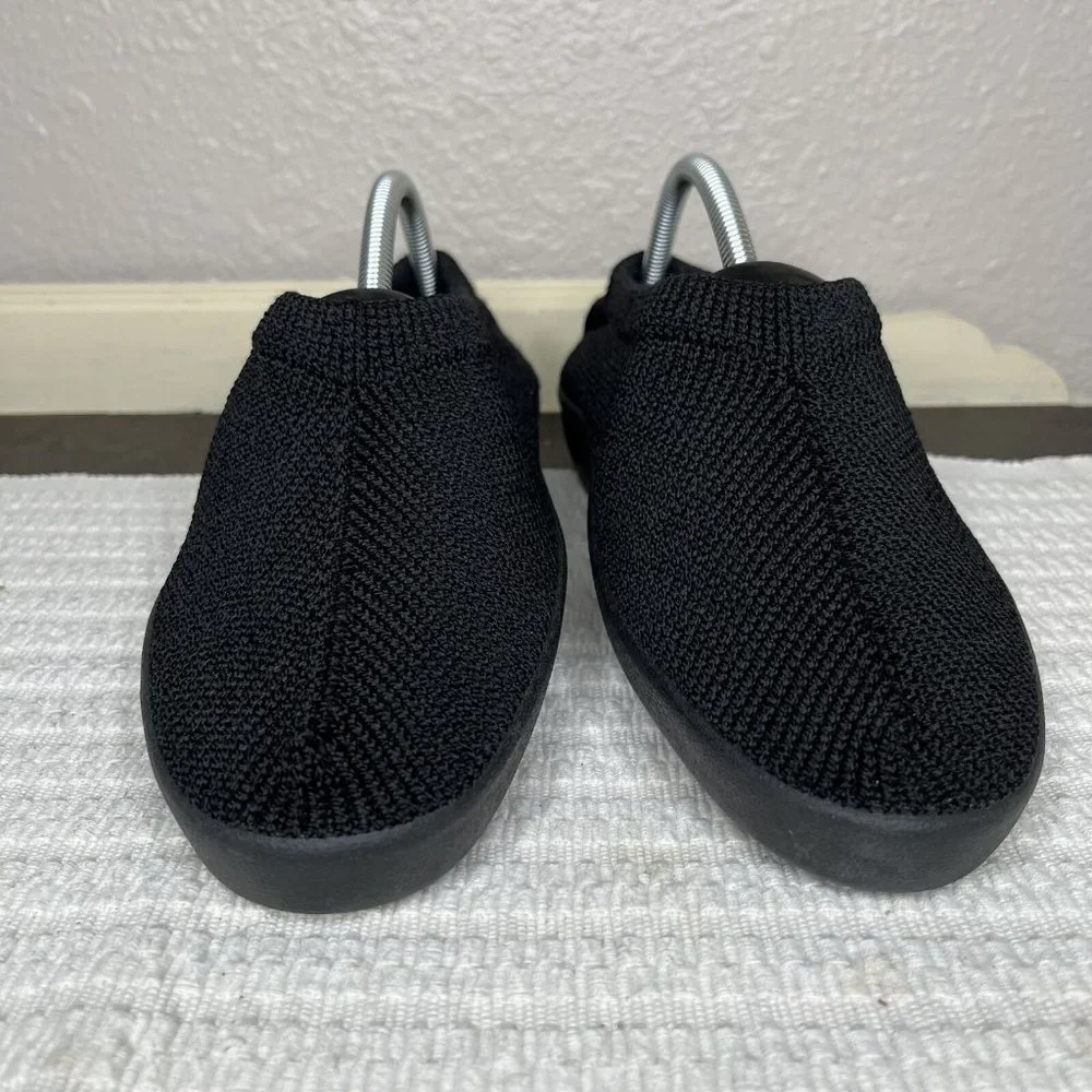 Arcopedico Mens Black Casual Round Toe Mesh Slip-On Shoe Size 10